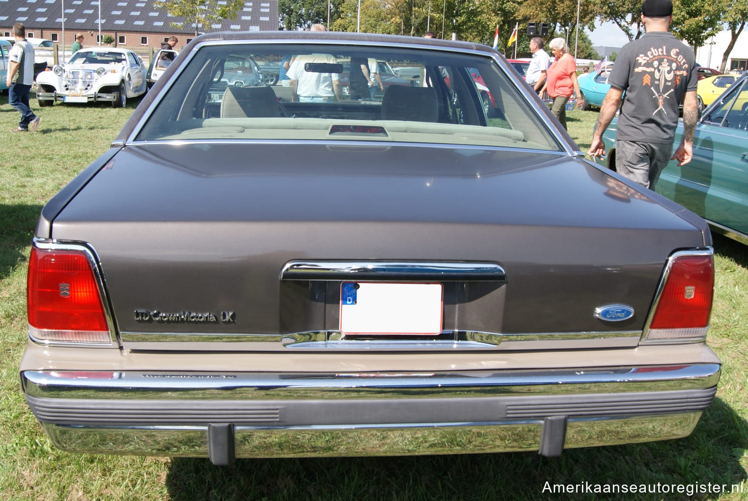 Ford LTD Crown Victoria uit 1988